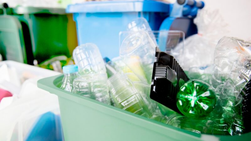 Śmierdzący problem – dewastacje i obrzydliwe incydenty w gdańskim bloku