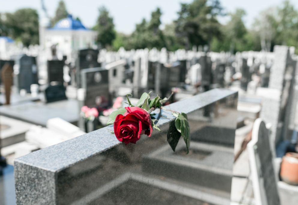 Zmiany organizacji ruchu na cmentarzach w Pruszczu Gdańskim podczas Wszystkich Świętych