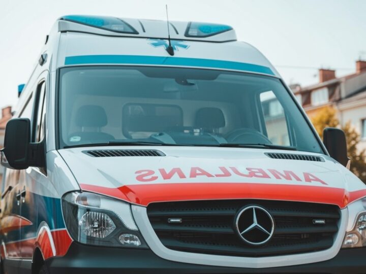 Nocne ćwiczenia ratunkowe w Gdańsku: symulacja awarii siarkowodoru w rafinerii