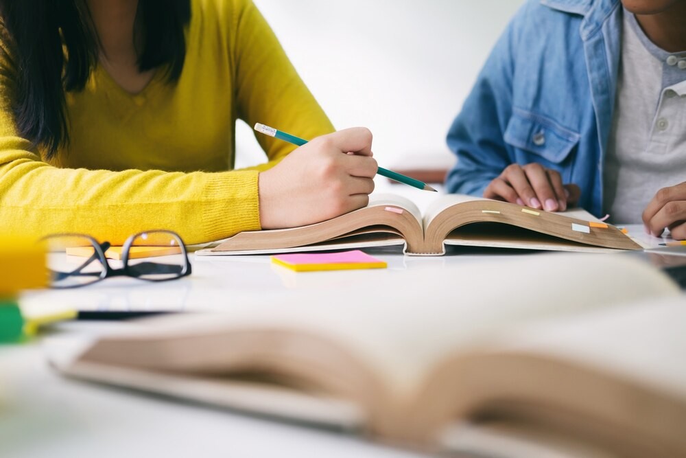 Dzień Edukacji Narodowej: Uczniowie i władze Gminy Kolbudy dziękują nauczycielom za ich trud