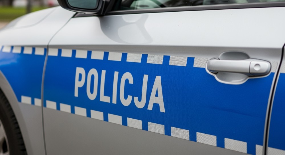 Młodzież w obliczu hejtu i przemocy: Policjanci edukują w szkołach