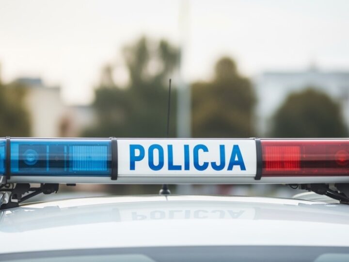 Bezpieczeństwo seniorów na czołowej debacie z policją w Cedrach Wielkich