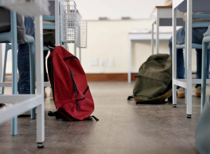 Cedry Wielkie poszukują pracowników do oświaty!