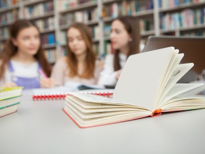 Teatr i edukacja w Skowarczu: Przeciwdziałanie przemocy wobec dzieci