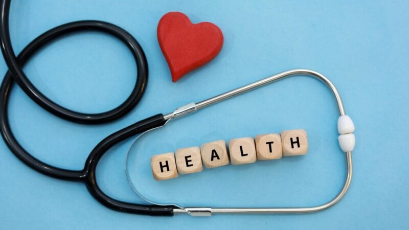 Gmina Cedry Wielkie wzbogaca szkoły o sprzęt ratujący życie