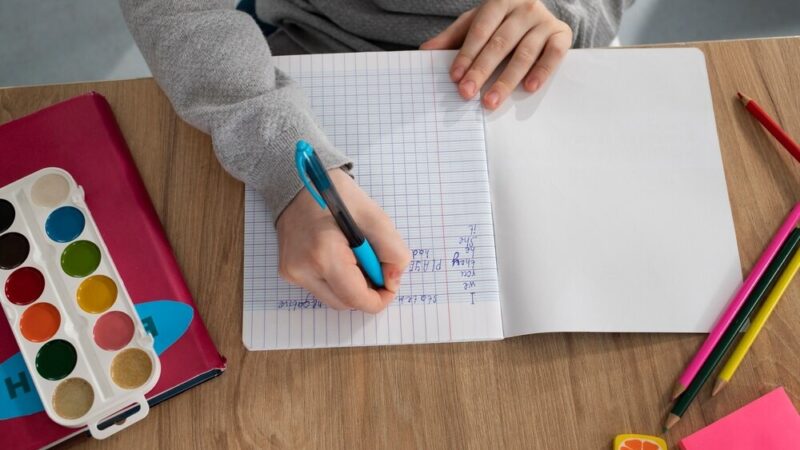 Pruszcz Gdański otrzyma nowoczesne laptopy i tablety dla uczniów dzięki umowie z Ministrem Cyfryzacji