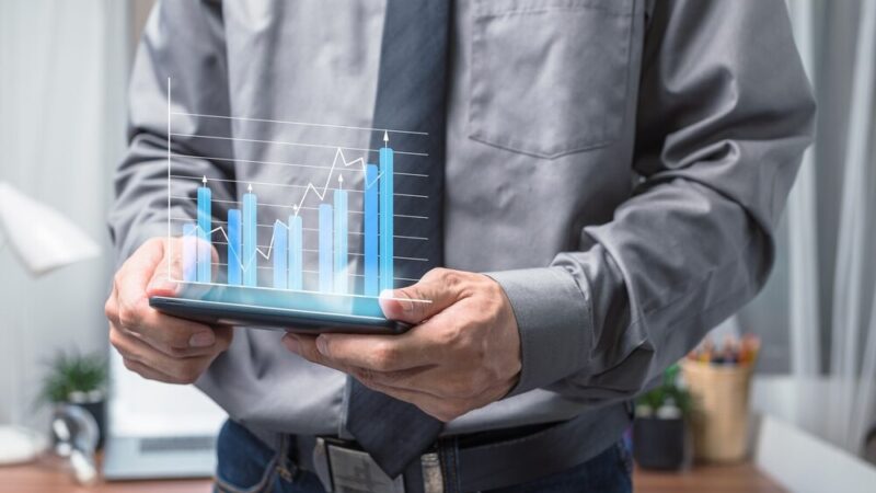 Inwestycje w kryptowaluty okazały się pułapką – 26-latek stracił 80 tysięcy złotych