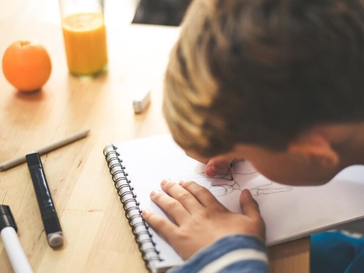 Jak chronić dzieci przed hejtem i cyberprzemocą? Wykład dla rodziców