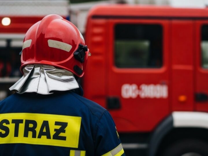 Młodzieżowi strażacy z Pszczółek triumfują na manewrach ratowniczych