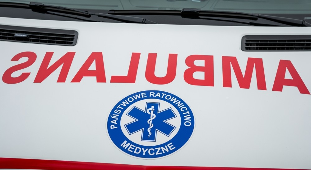 Defibrylator AED w Gminie Pszczółki: Nowe narzędzie ratujące życie mieszkańców