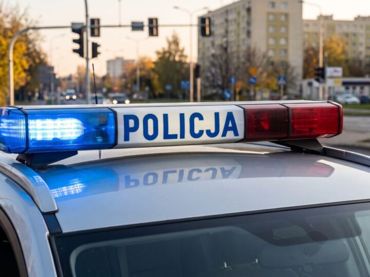 Uciekał przed policją na własną posesję. Miał prawie 1,5 promila i sądowy zakaz